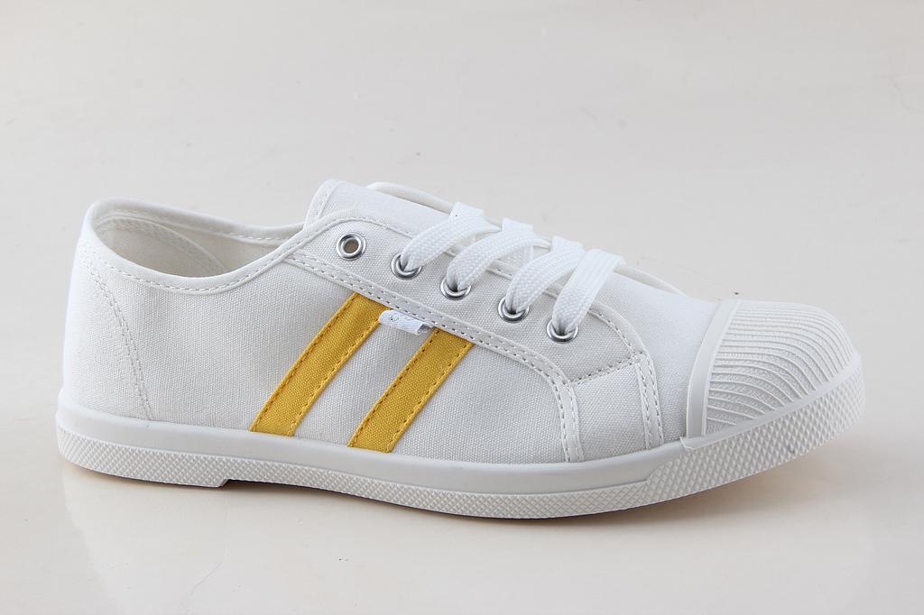 GC032A-09